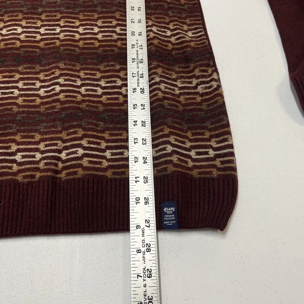 Atam Sweater Scottish Blend Wool Premium Pullover Mens‎ 38 M Maroon Geometric